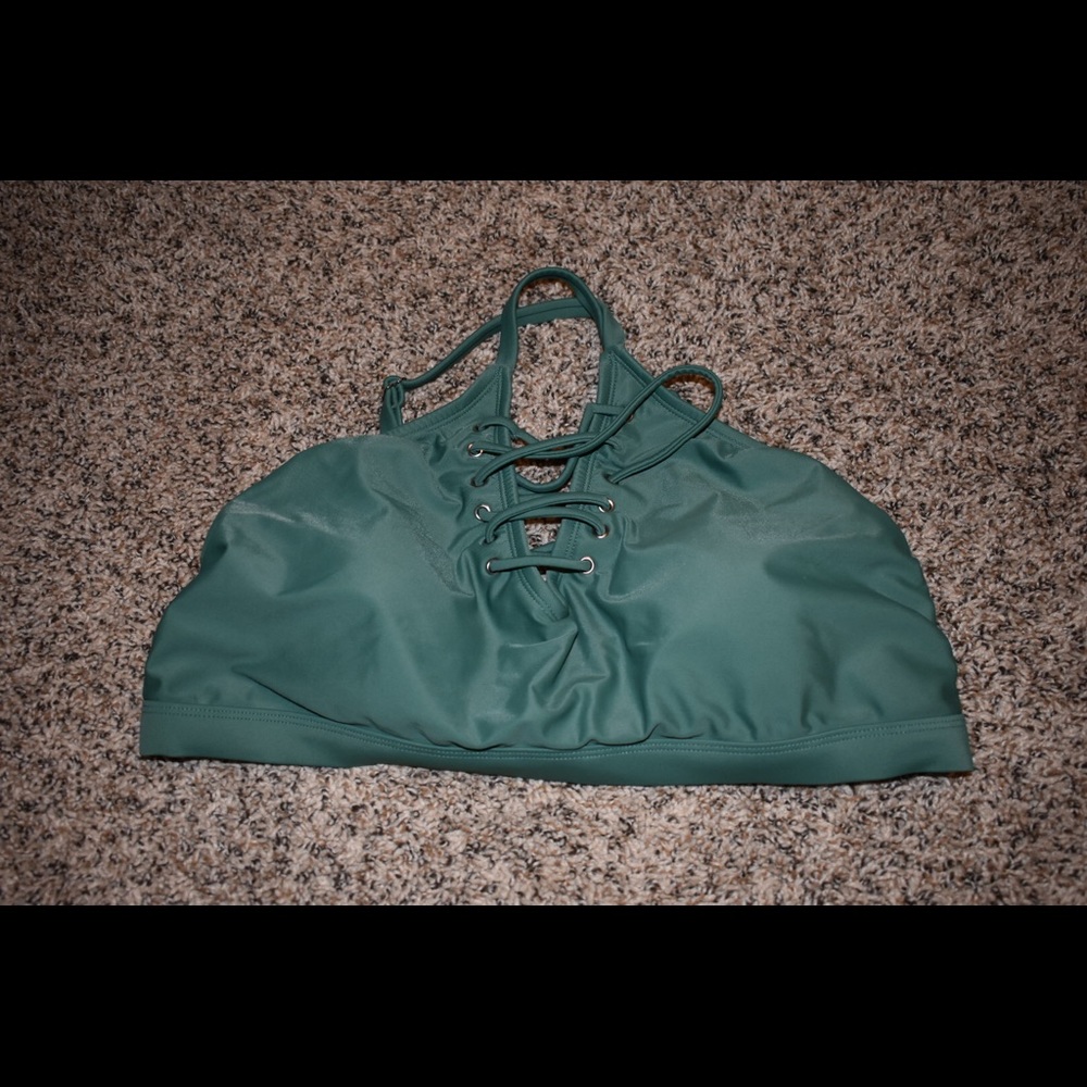 Large/Xl bathing suit top